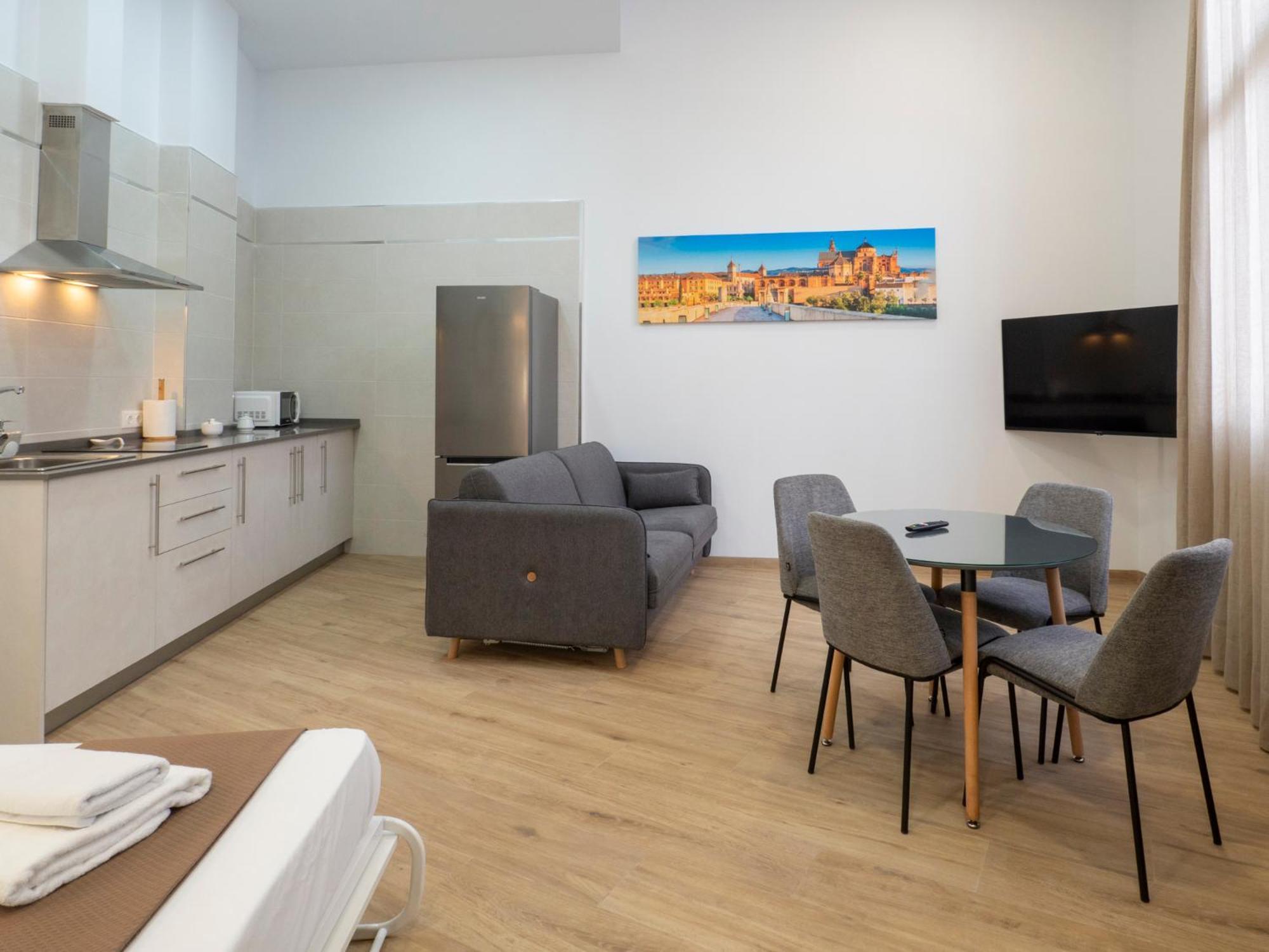 קורדובה Apartamentos La Fuensanta מראה חיצוני תמונה
